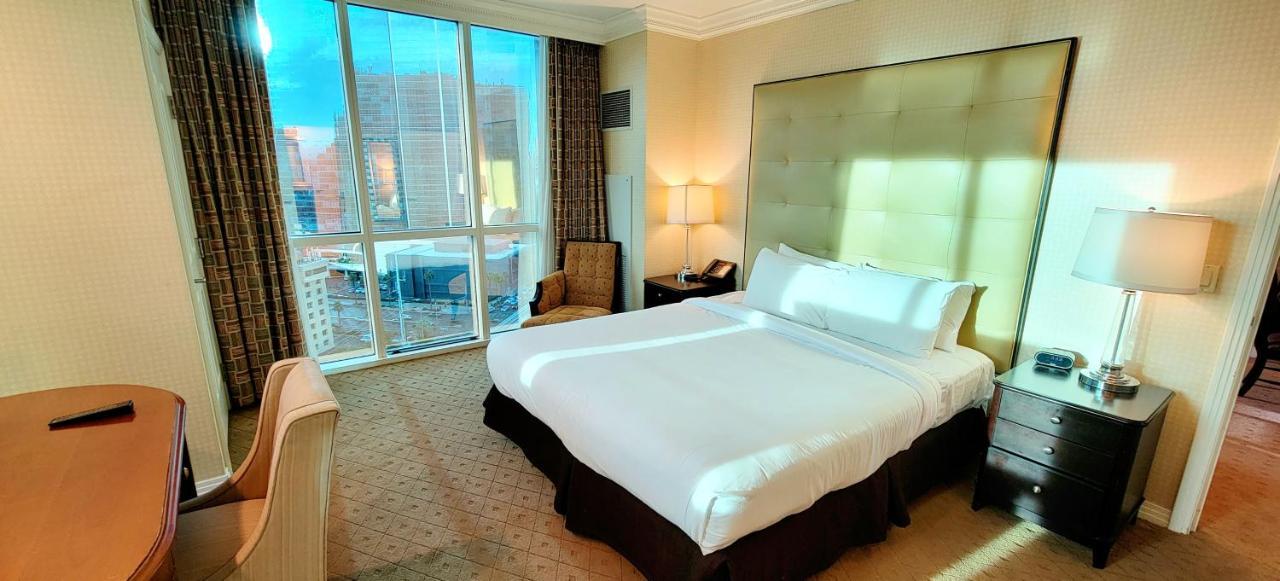 Awesome The Signature Mgm With Strip View. No Fee!