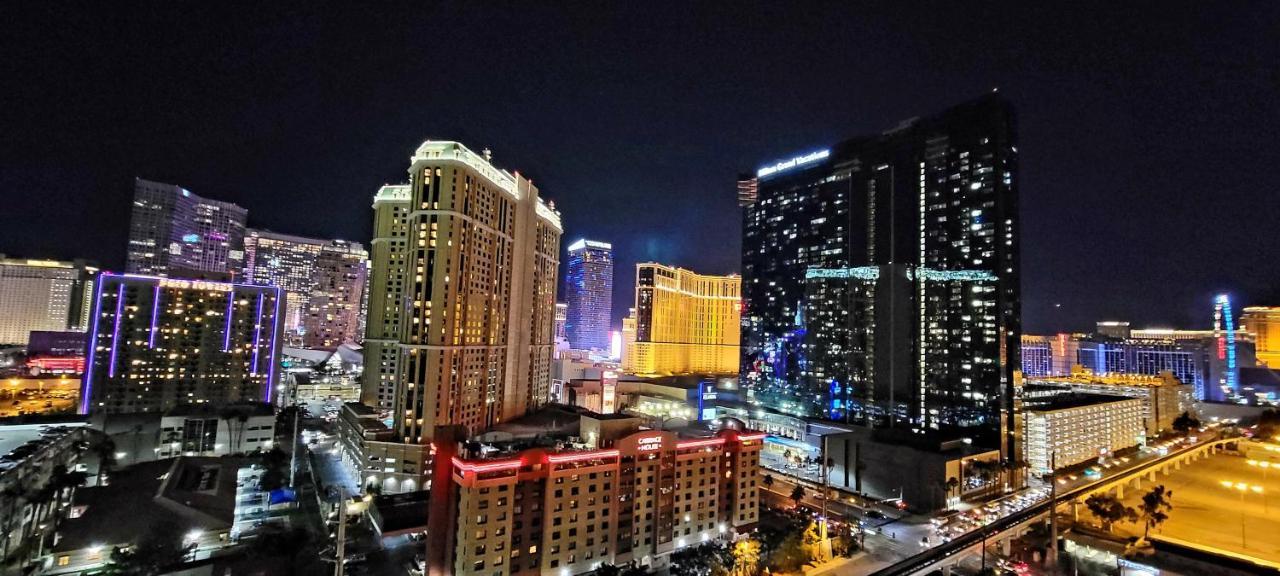 Apartamento Awesome The Signature Mgm With Strip View. No Fee!