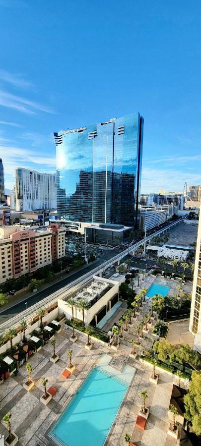 Awesome The Signature Mgm With Strip View. No Fee! * Las Vegas