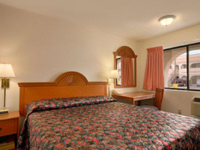 Super 8 By Wyndham Vegas Nellis Afb Area 2* Las Vegas