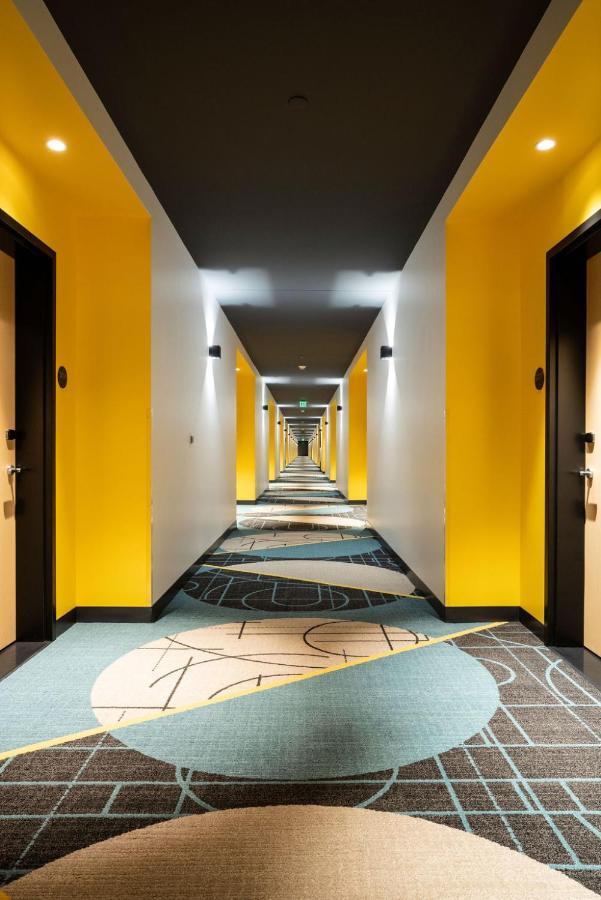 Downtown Grand & Casino Hotel 3*