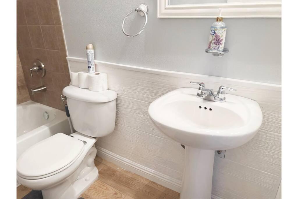 Holiday home Enjoy Fruits Of Your Labours Staying At 601 Grape Drive