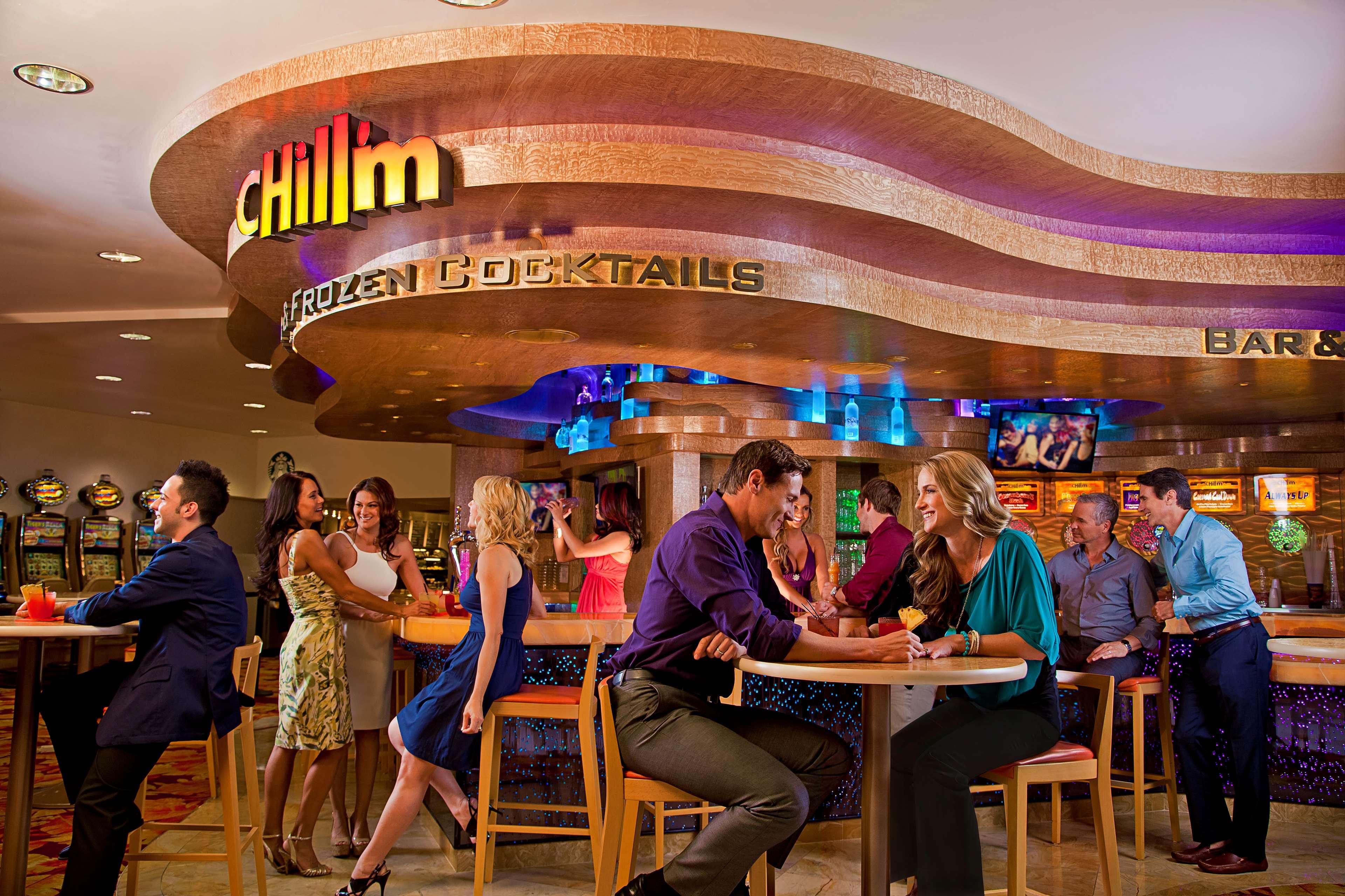 Tropicana A Doubletree By Hilton & Casino - Free Parking