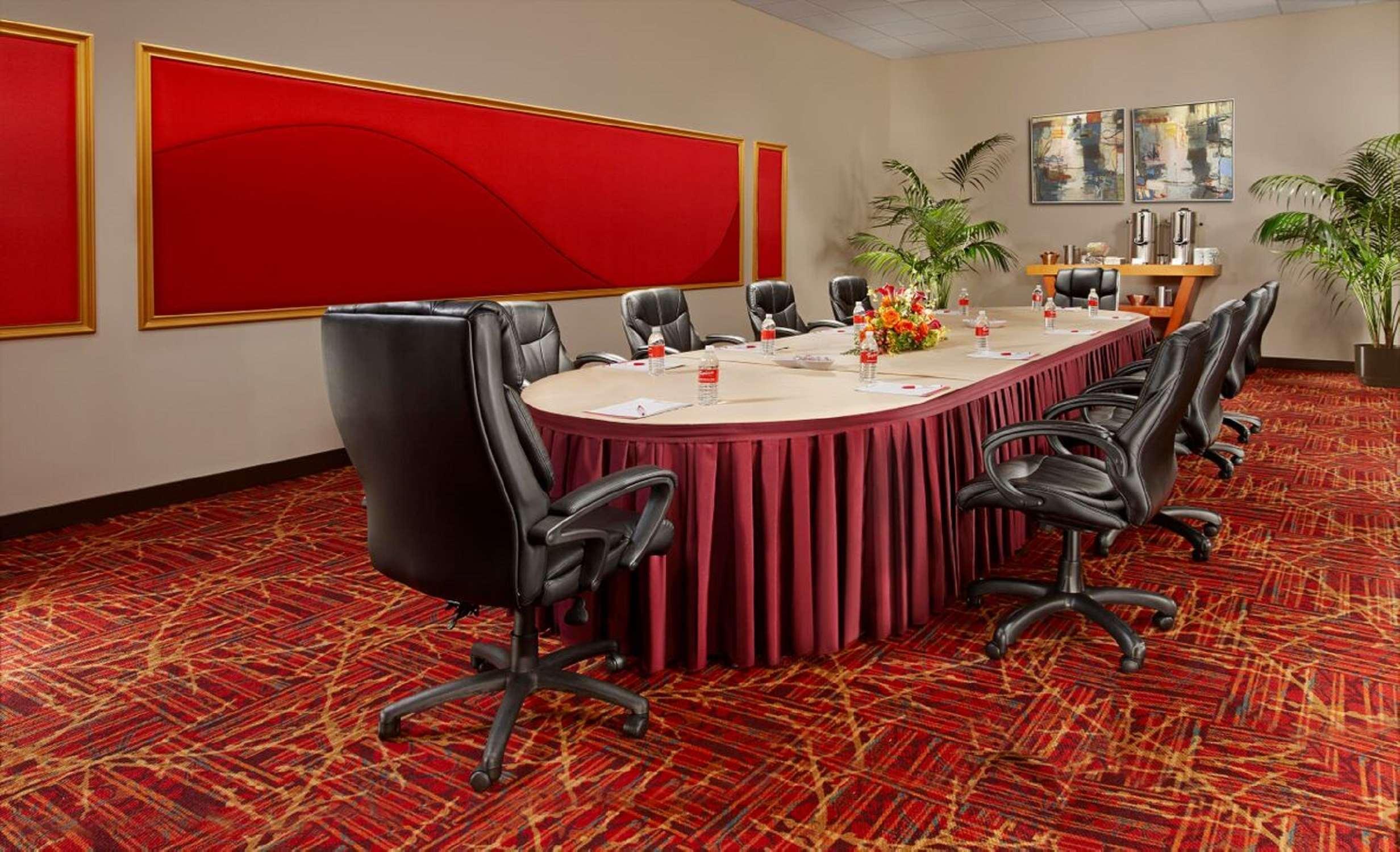 Tropicana A Doubletree By Hilton & Casino - Free Parking Las Vegas