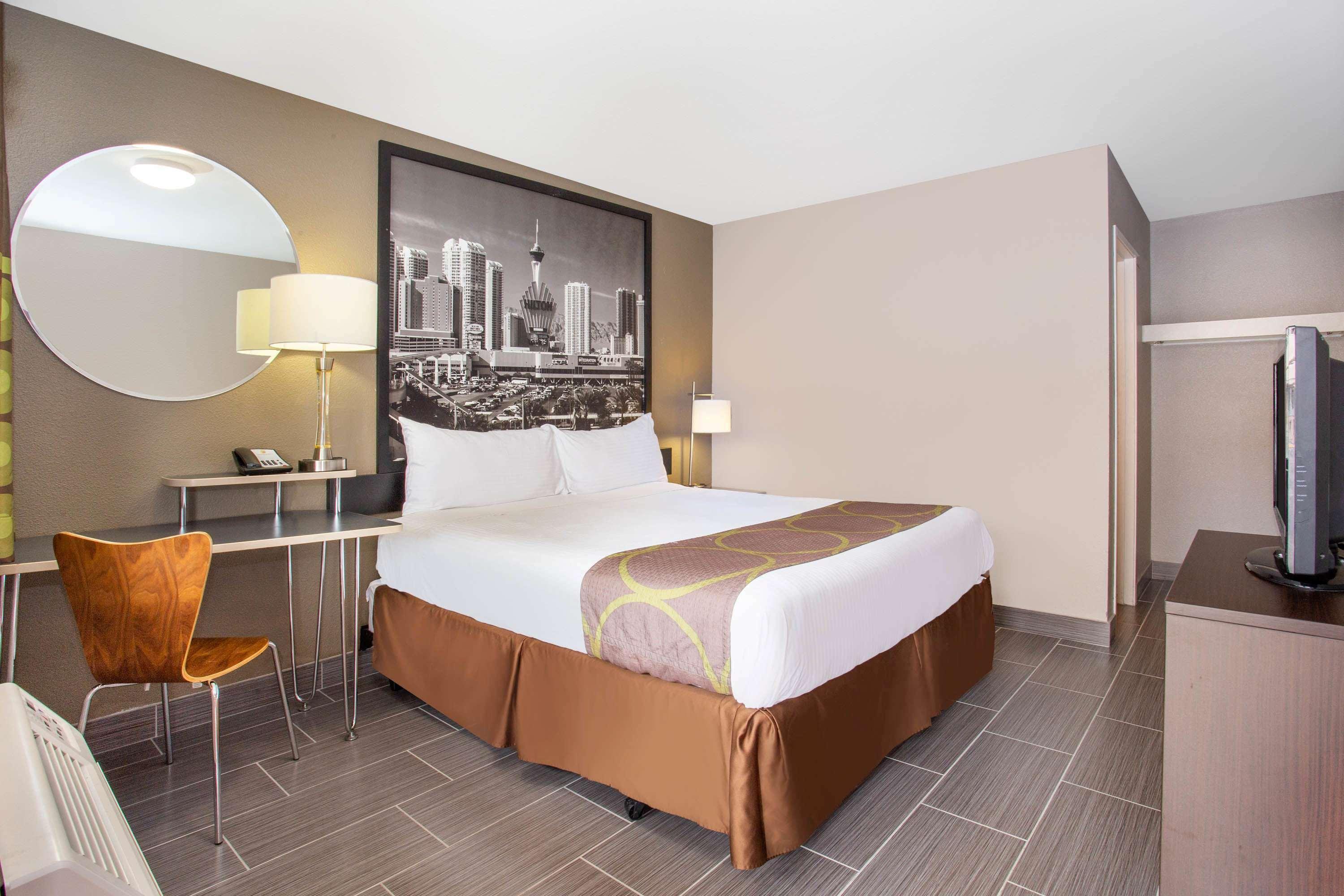 Super 8 By Wyndham Vegas Nellis Afb Area Motel 2*