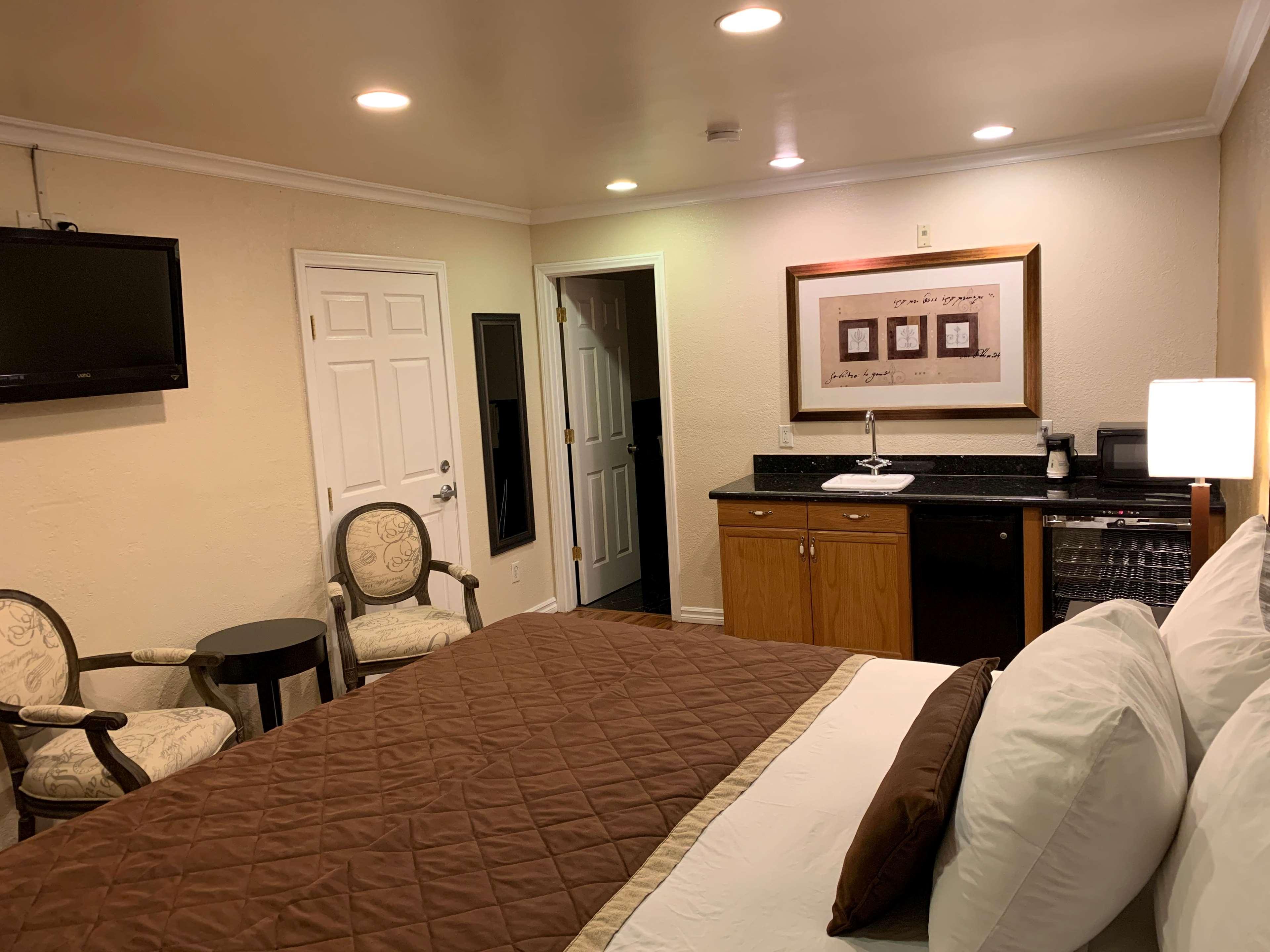 Hotel Days By Wyndham Vegas Airport Near The Strip Las Vegas