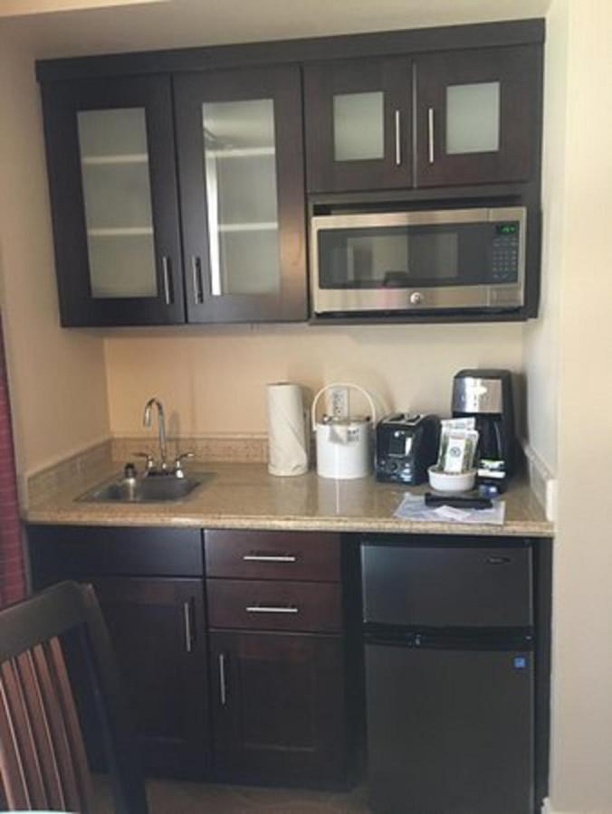 At Marriott's Grand Chateau Vegas Strip-no Fee Apartahotel