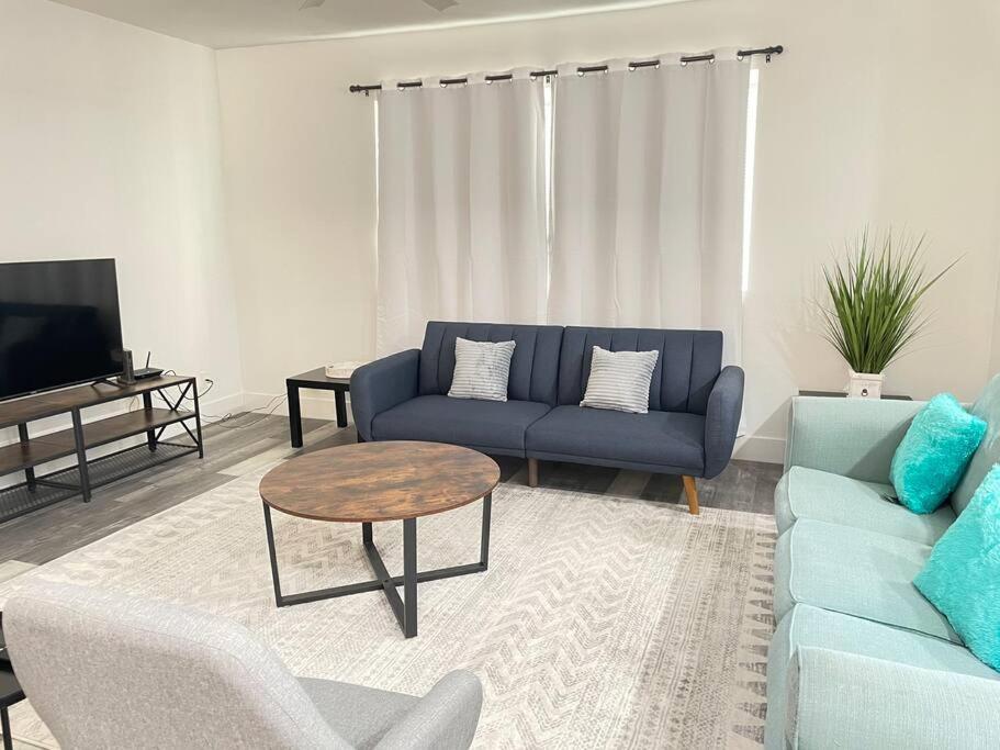 Casa de férias 3bedroom 2bath 15 Min To Strip 10 Downtown Las Vegas