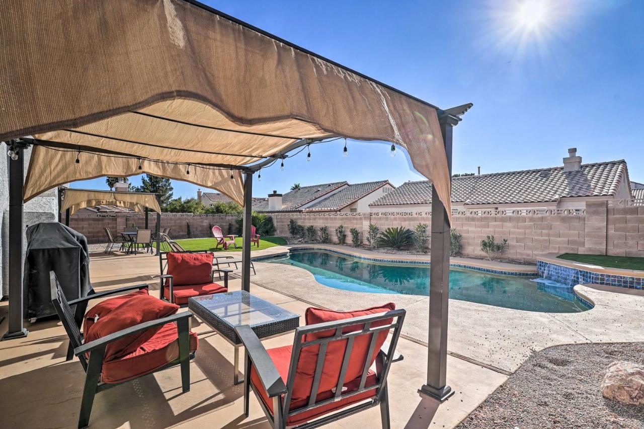 Vegas Getaway About 8 Mi To Vegas Strip! Holiday home *
