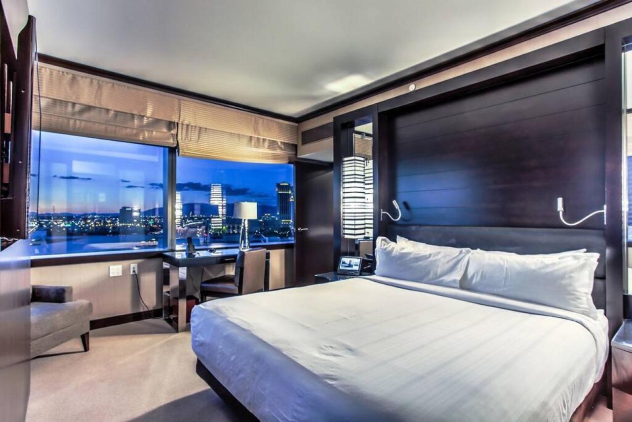 Center - Panoramic Corner At Vdara *