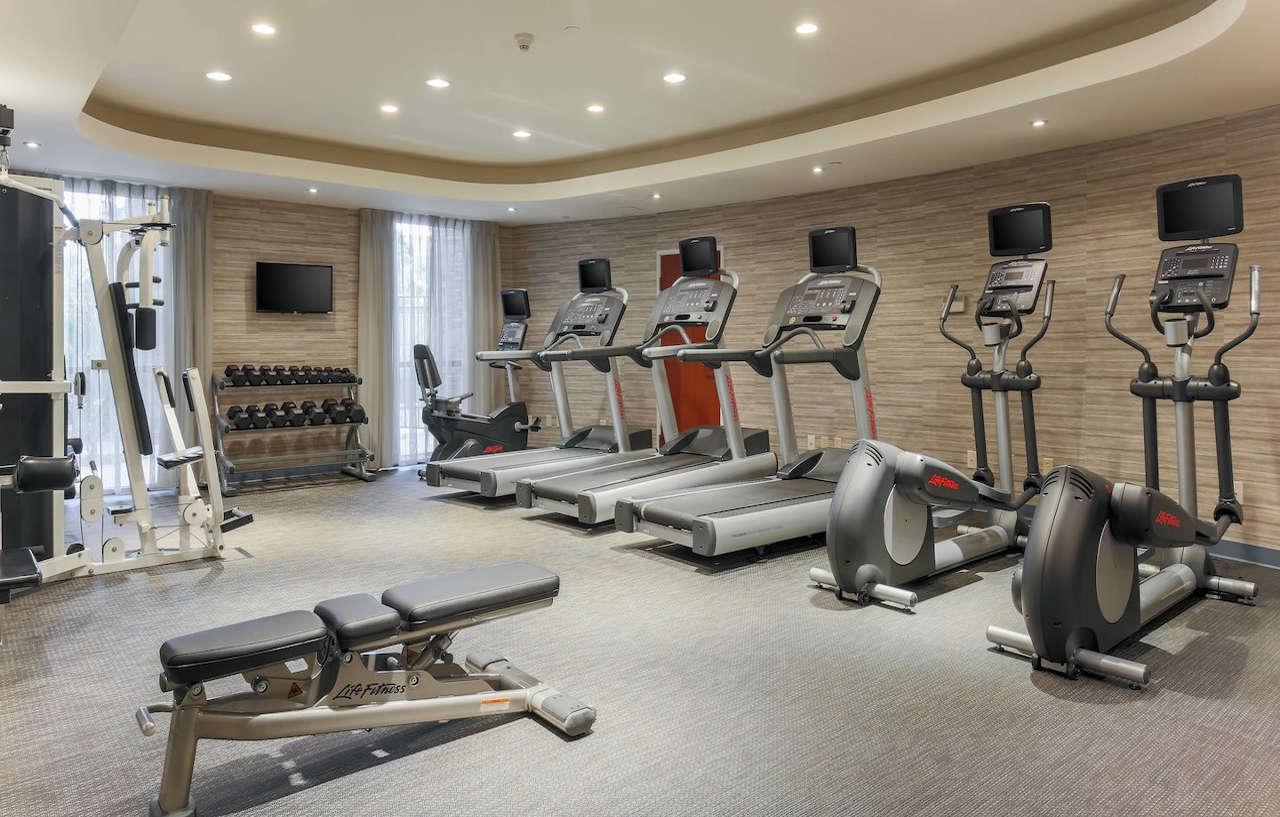 Hotel Courtyard By Marriott Stadium Area 3*