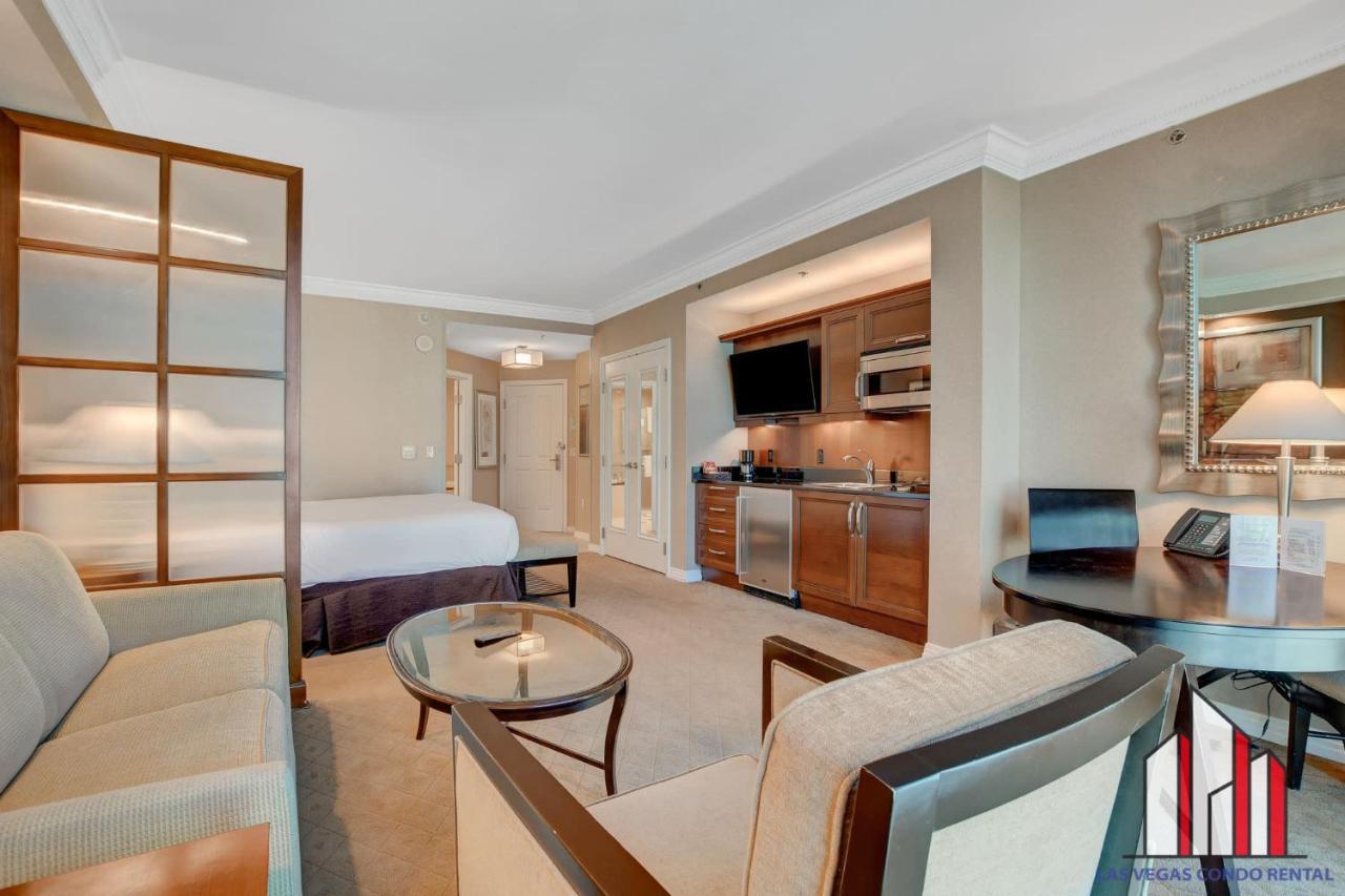 Mgm Signature-22-703 Strip View Jacuzzi Studio