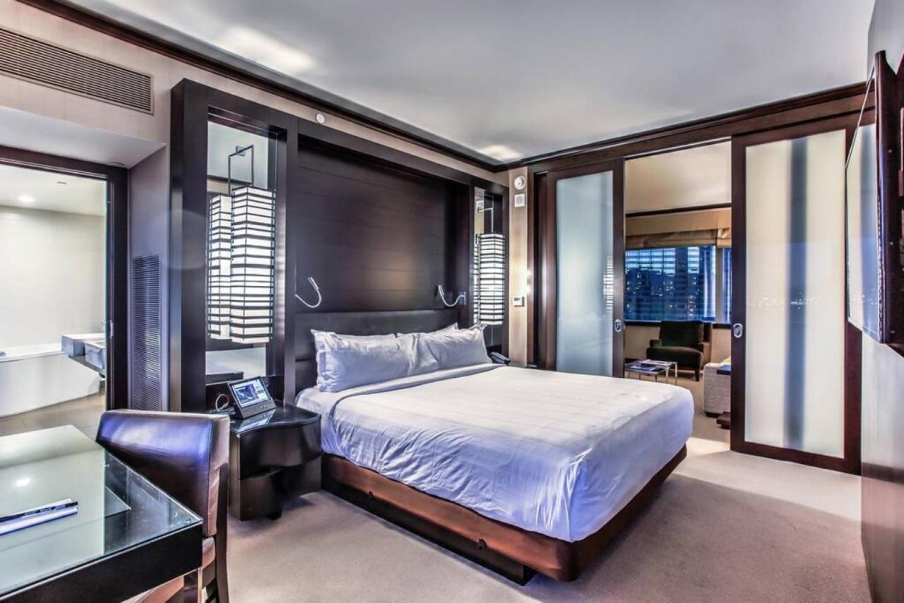 Center - Panoramic Corner At Vdara *