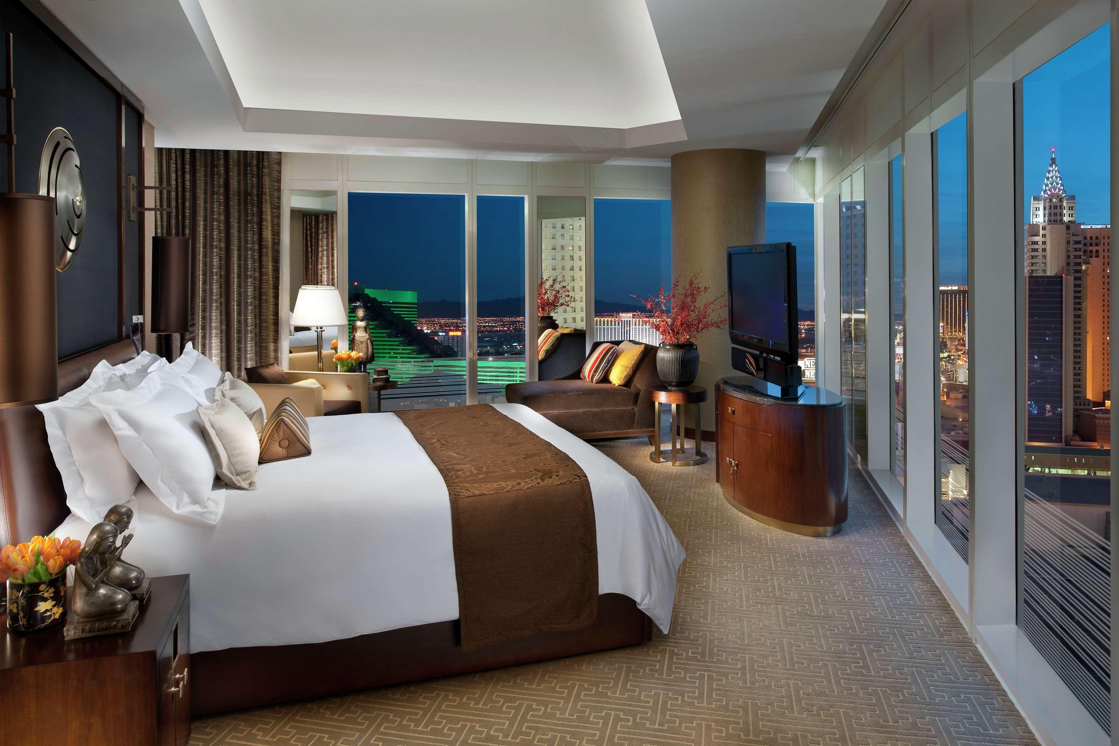 Waldorf Astoria Vegas Resort