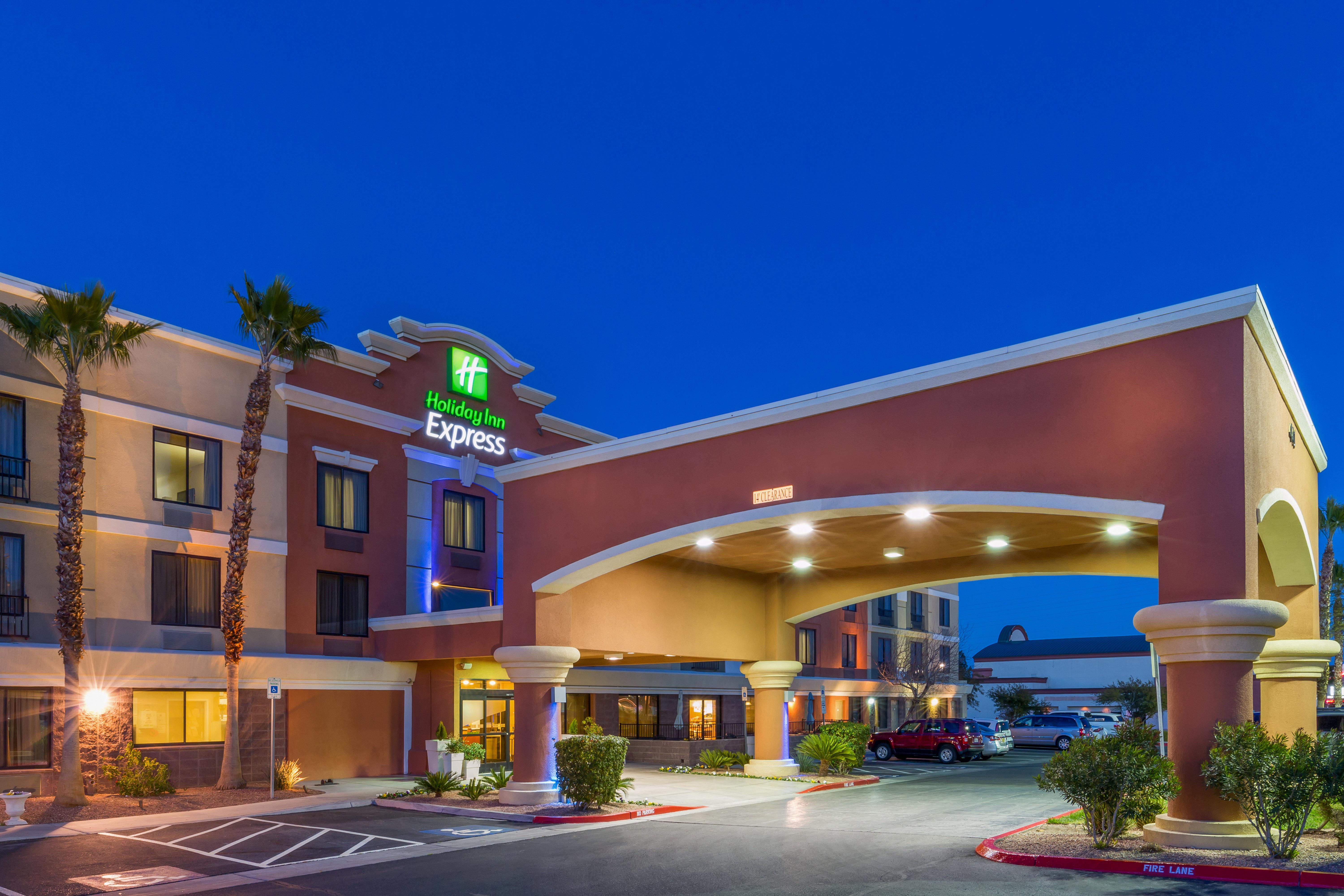 Hotel Holiday Express And - Henderson By Ihg 3*
