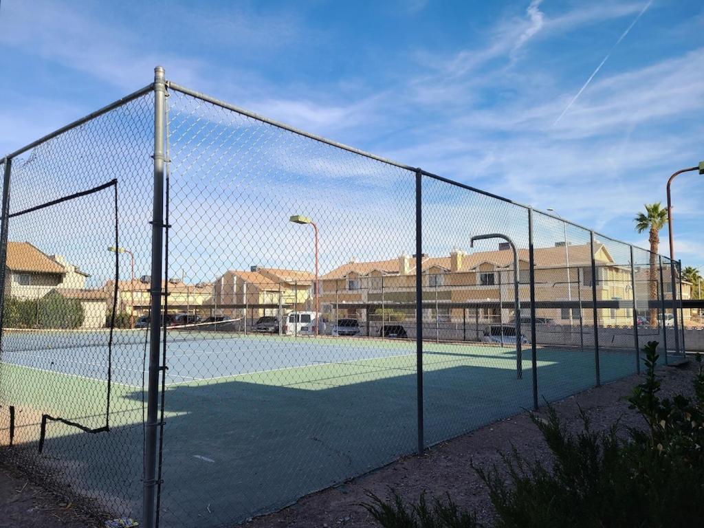 2bed 1 Bath Near Nellis Afb & The Strip * Las Vegas