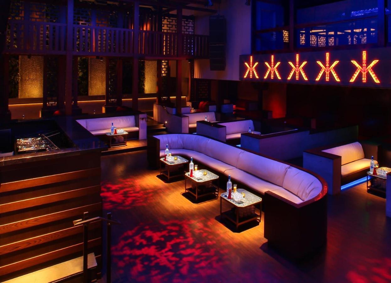 Charming Unit At Mgm Grand Strip *