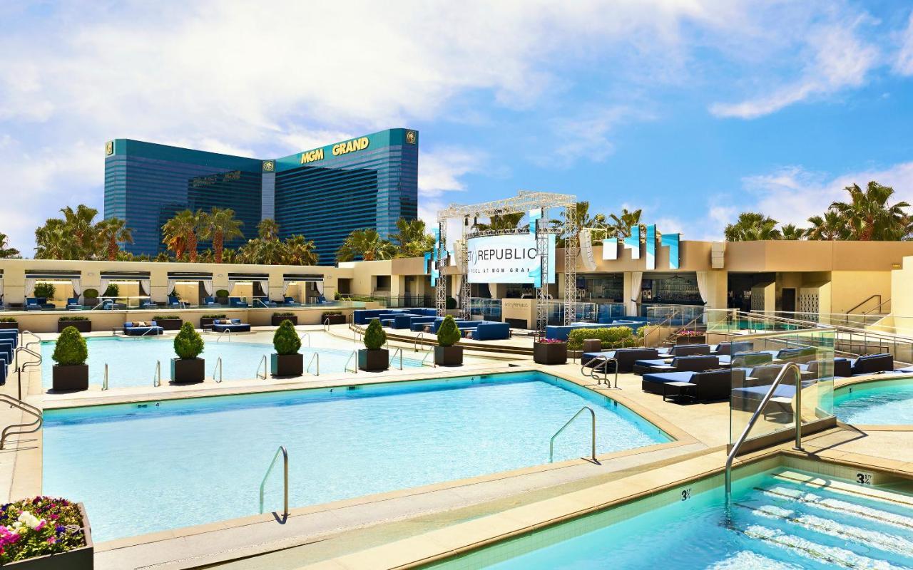 Charming Unit At Mgm Grand Strip