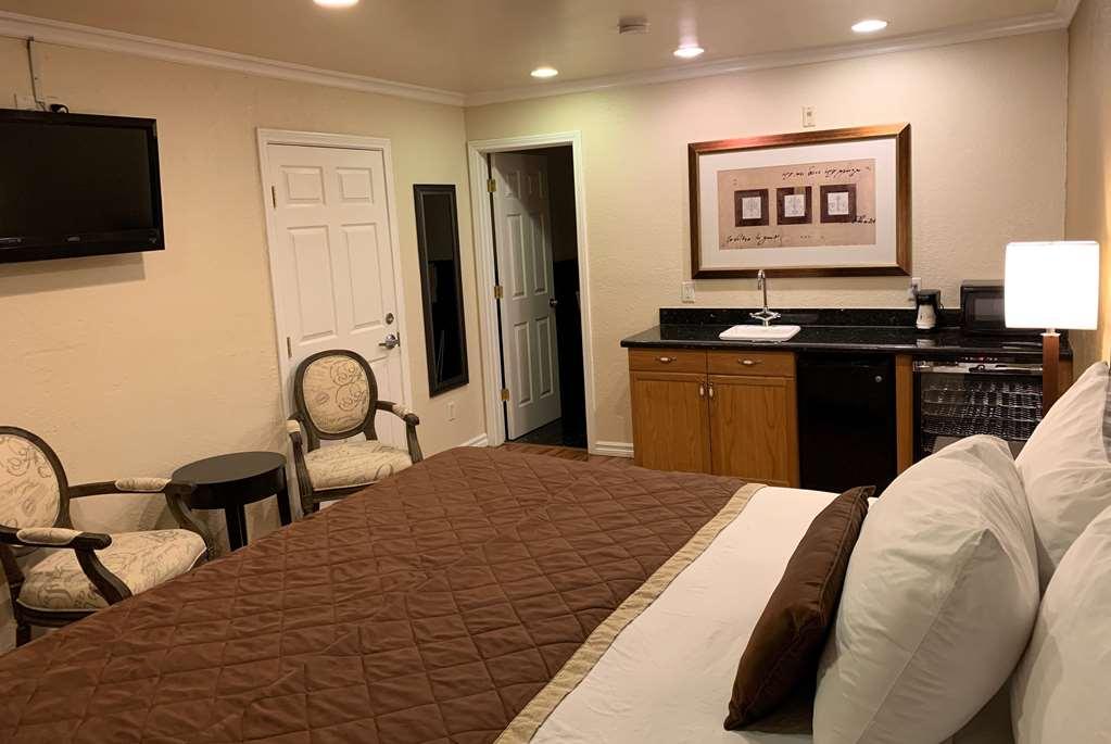 Hotel Days By Wyndham Vegas Airport Near The Strip