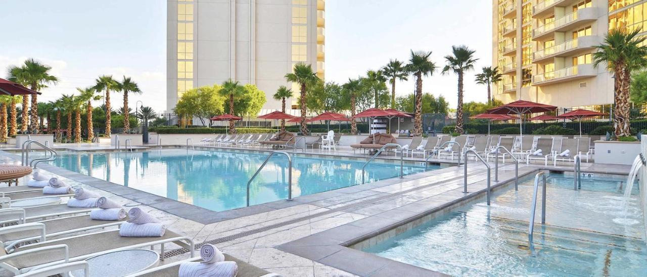 No Fees-mgm Stripview-jacuzzi-formula 1 Track View