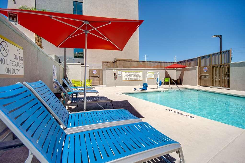 Home2 By Hilton Vegas North Hotel