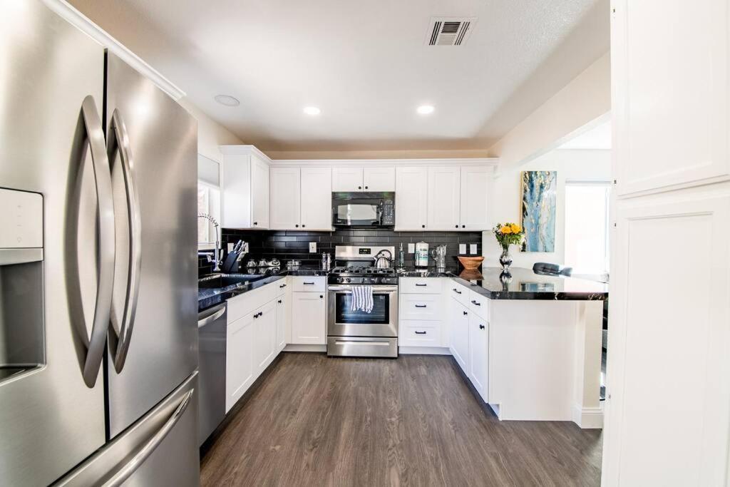 Casa vacanze Gorgeous Away From 3 Bed 3 Bath W/ Pool
