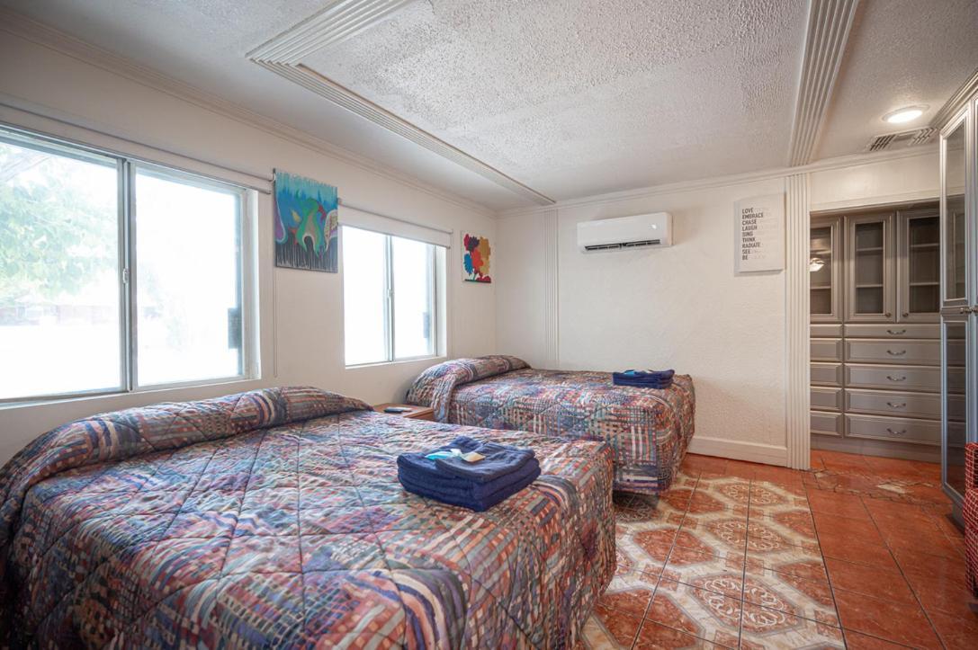 Apartment 16 Large Studio With Kitchenette Las Vegas