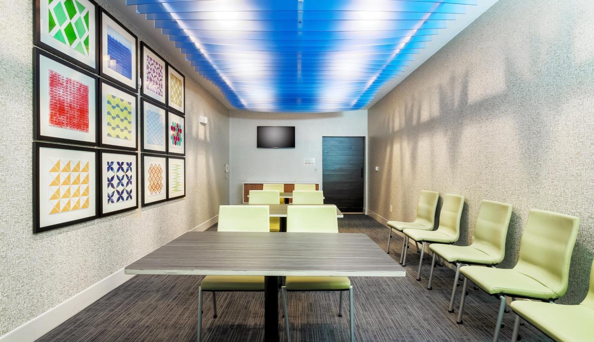 Holiday Express Stadium Area By Ihg Las Vegas