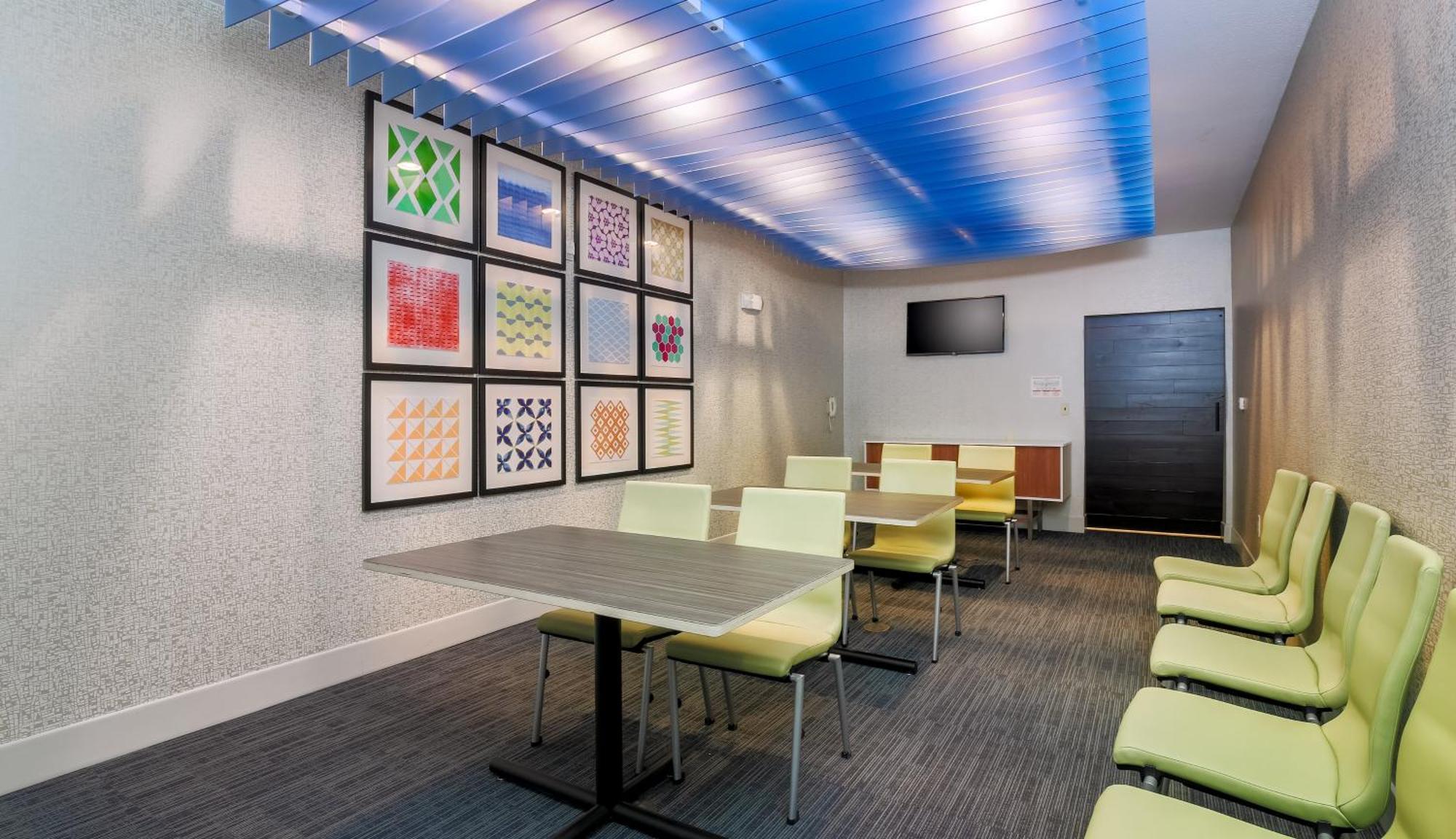 Holiday Express Stadium Area By Ihg 3*