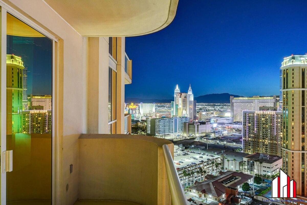 Mgm Signature-25-805 Balcony Strip Sphere F1 Views * Las Vegas