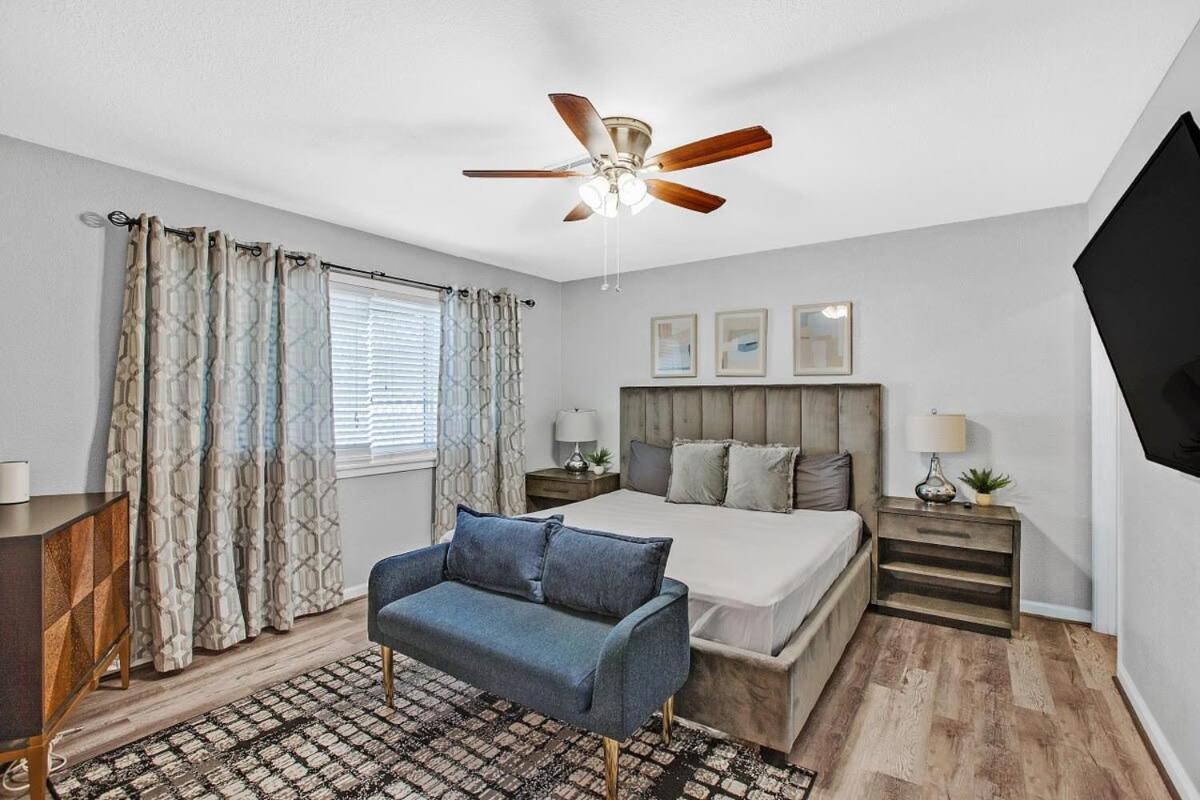 3br, 1 Story W Hot Tub, Grill, Sleeps 6