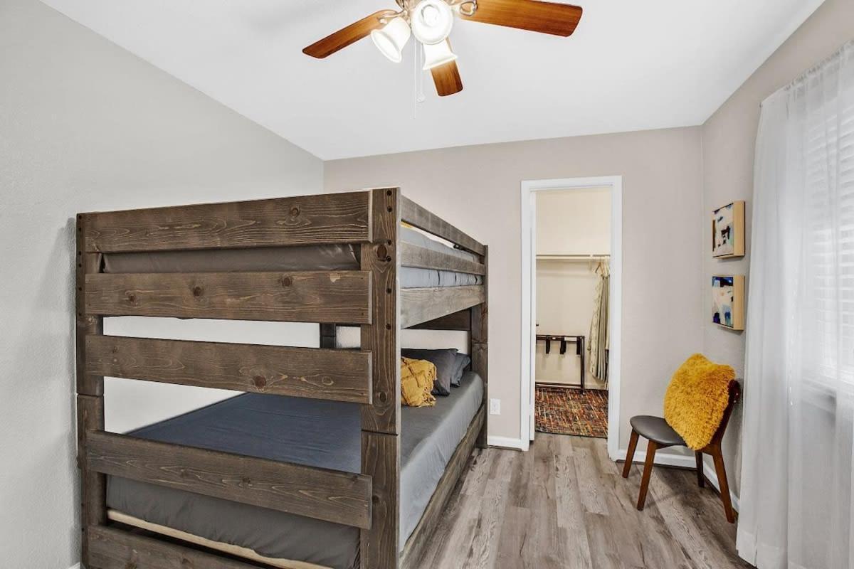 3br, 1 Story W Hot Tub, Grill, Sleeps 6 Las Vegas