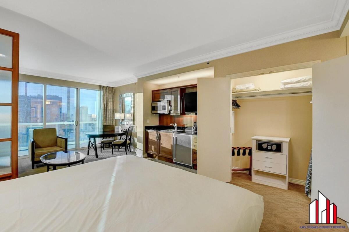 Vakantiehuis Mgm Signature-25-805 Balcony Strip Sphere F1 Views *