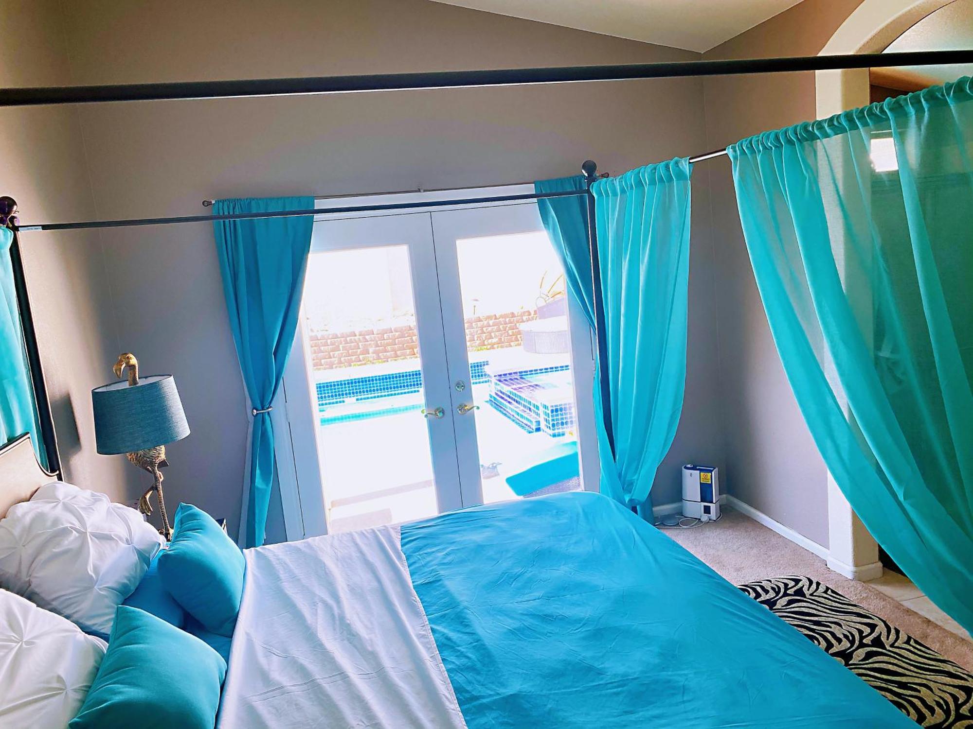 Amazing Heated Pool And Private Hot Tub 3br In Heart Of Lv * Las Vegas