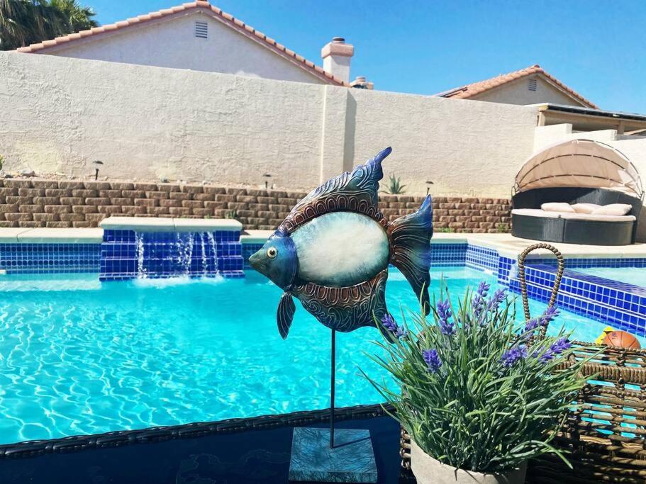 Amazing Heated Pool And Private Hot Tub 3br In Heart Of Lv Villa *