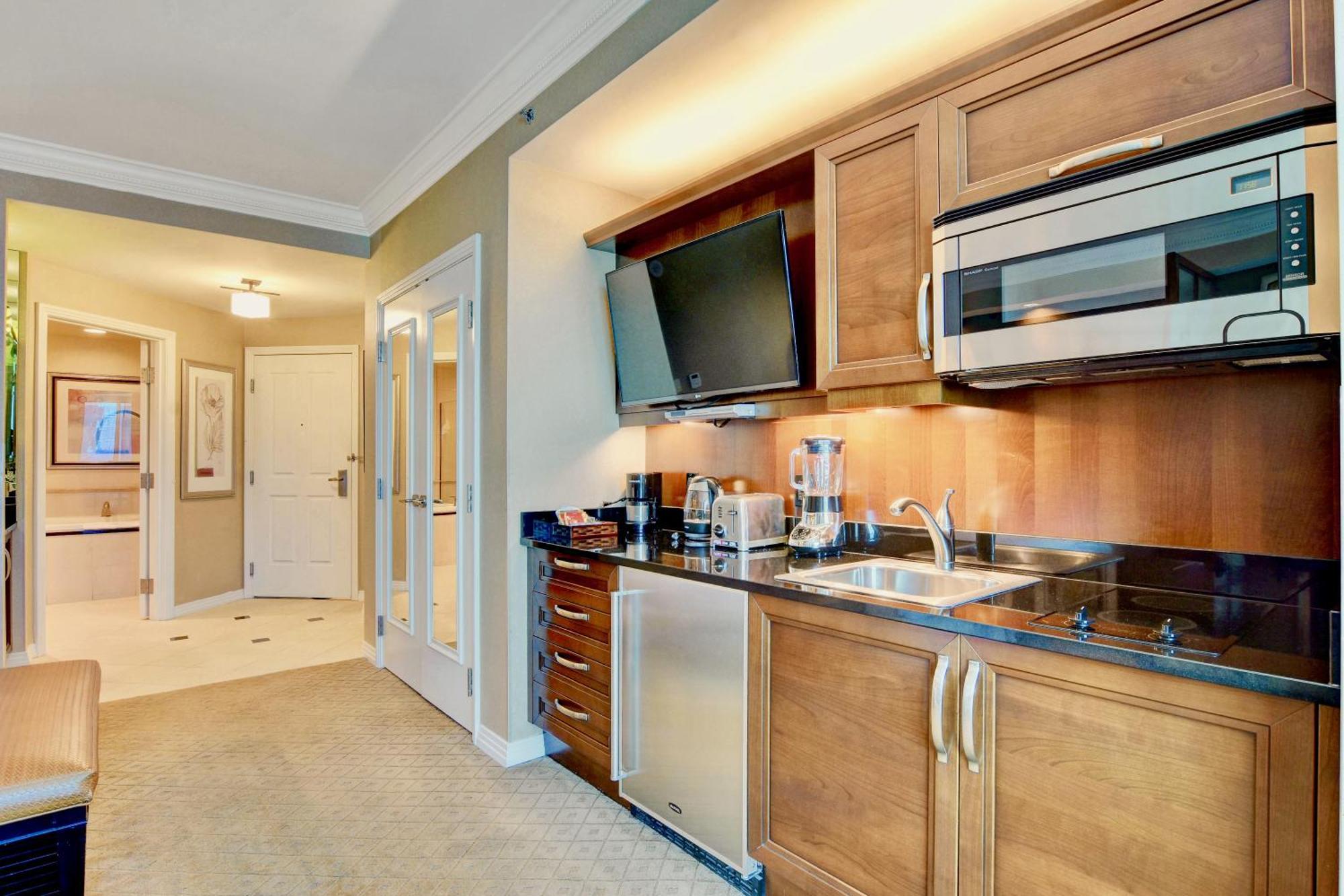 Strip View - No Fee !