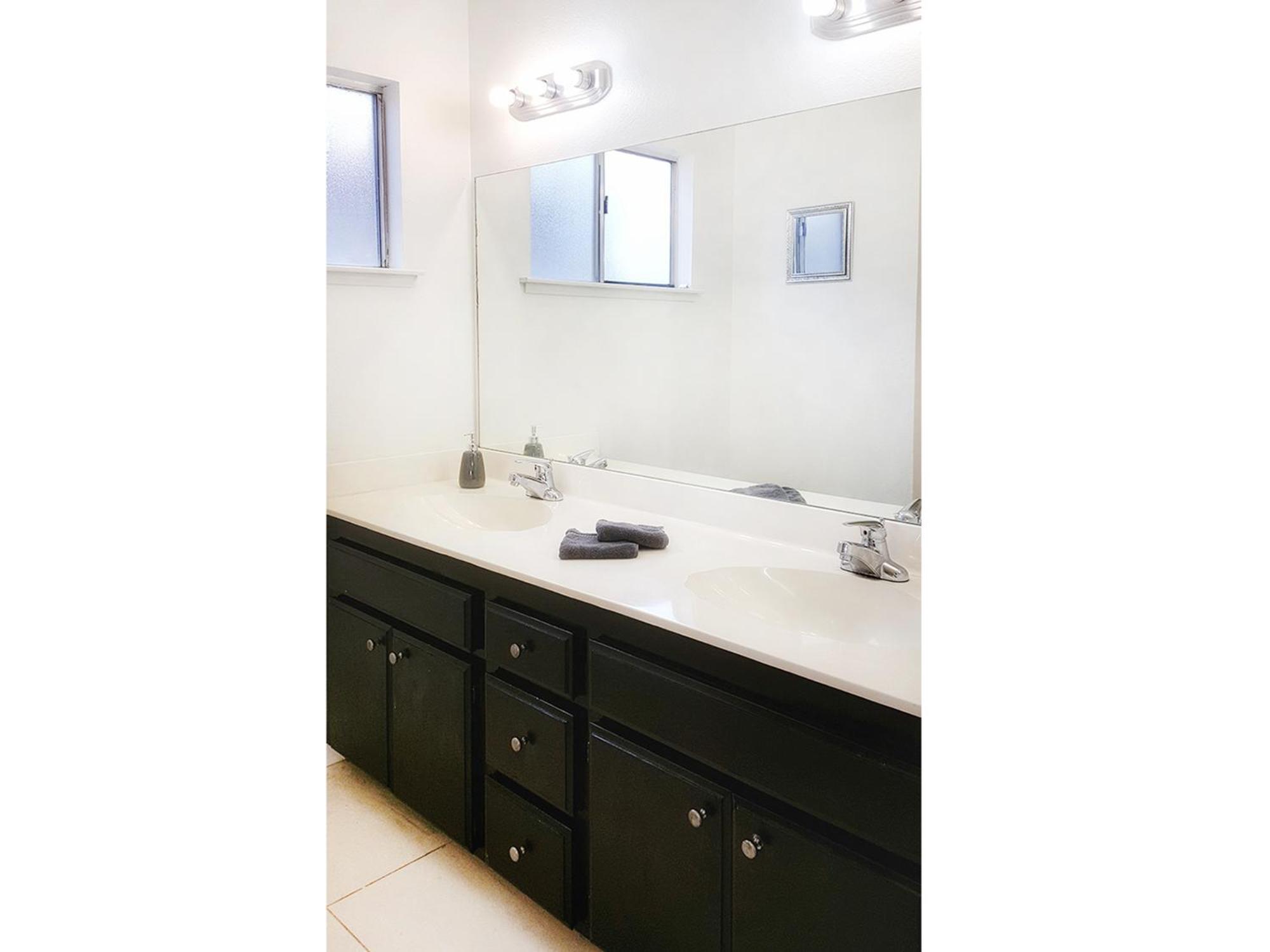 *panoramic Strip Views ~ Spacious, Gorgeous Home!* Holiday home Las Vegas