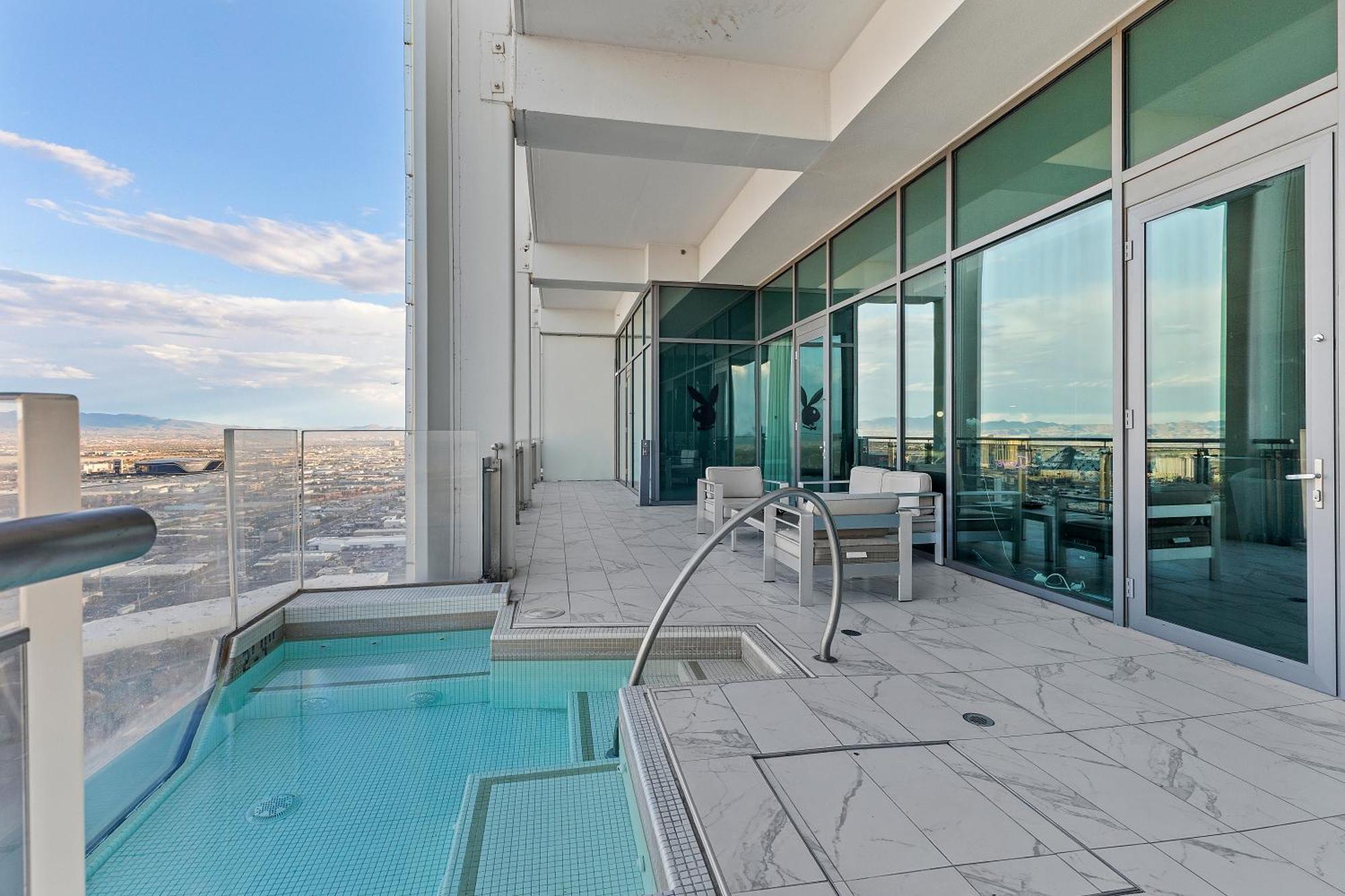 Apartahotel Stripviewsuites Ultimate Luxury Penthouses Full Strip View & Balcony