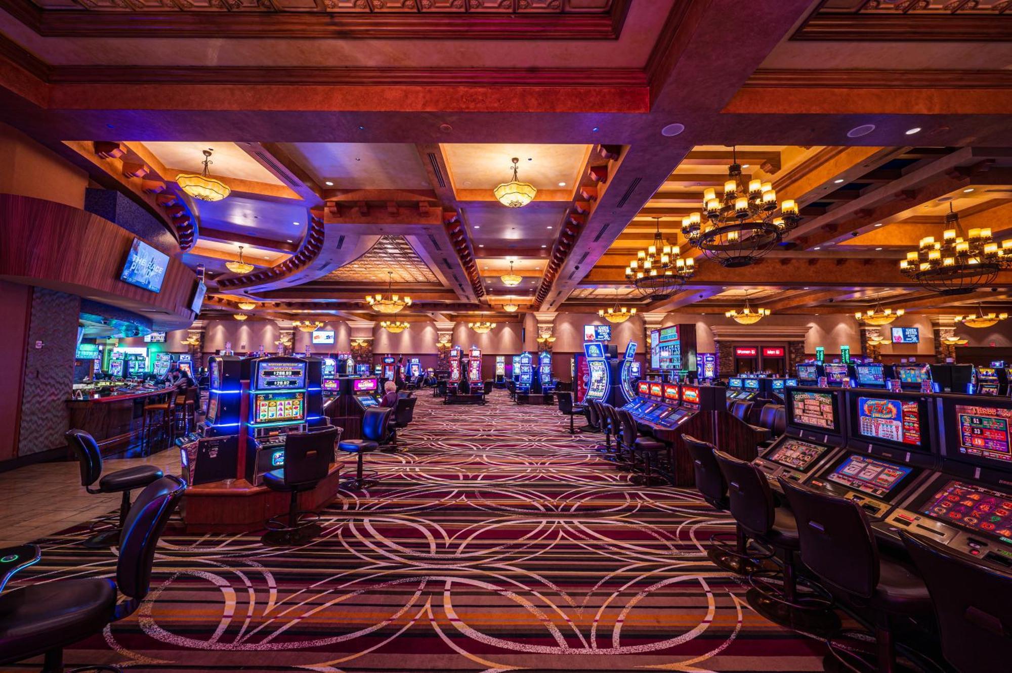 Hotel Santa Fe Station & Casino