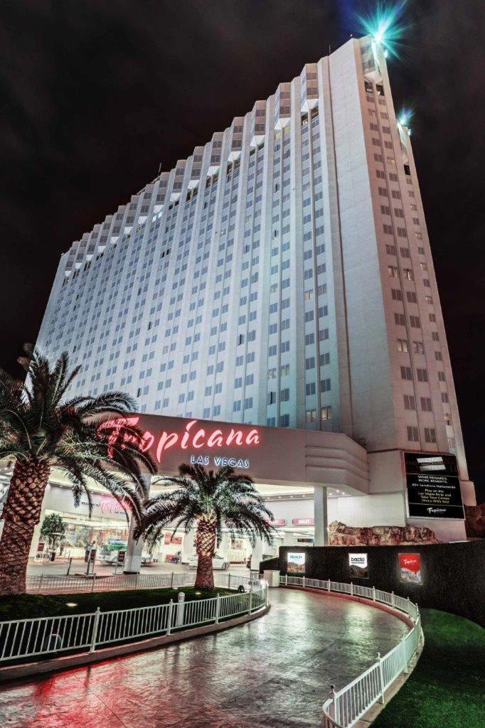 Tropicana A Doubletree By Hilton & Casino - Free Parking 4*