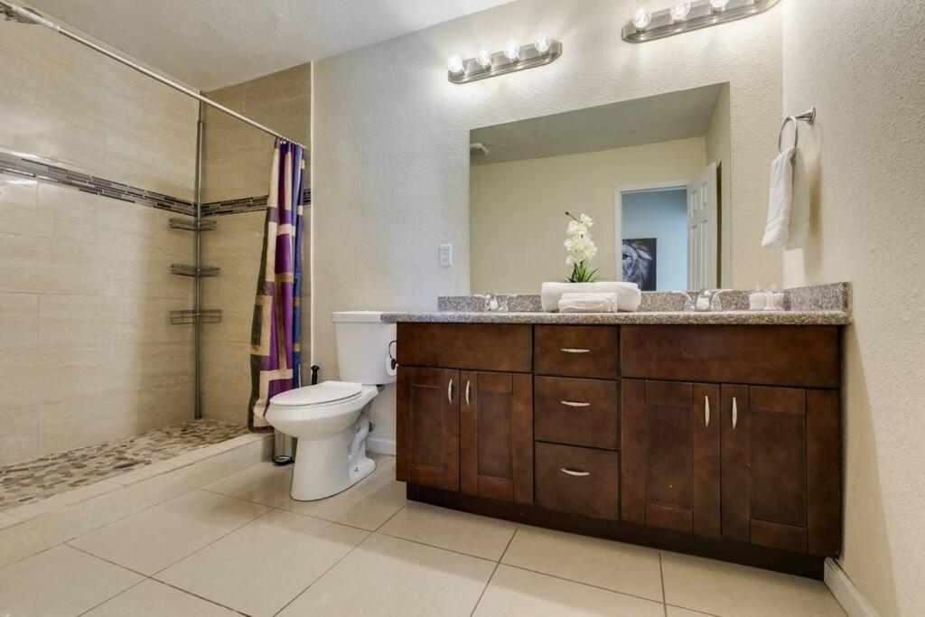Phoenix House Great For Groups!!! Las Vegas