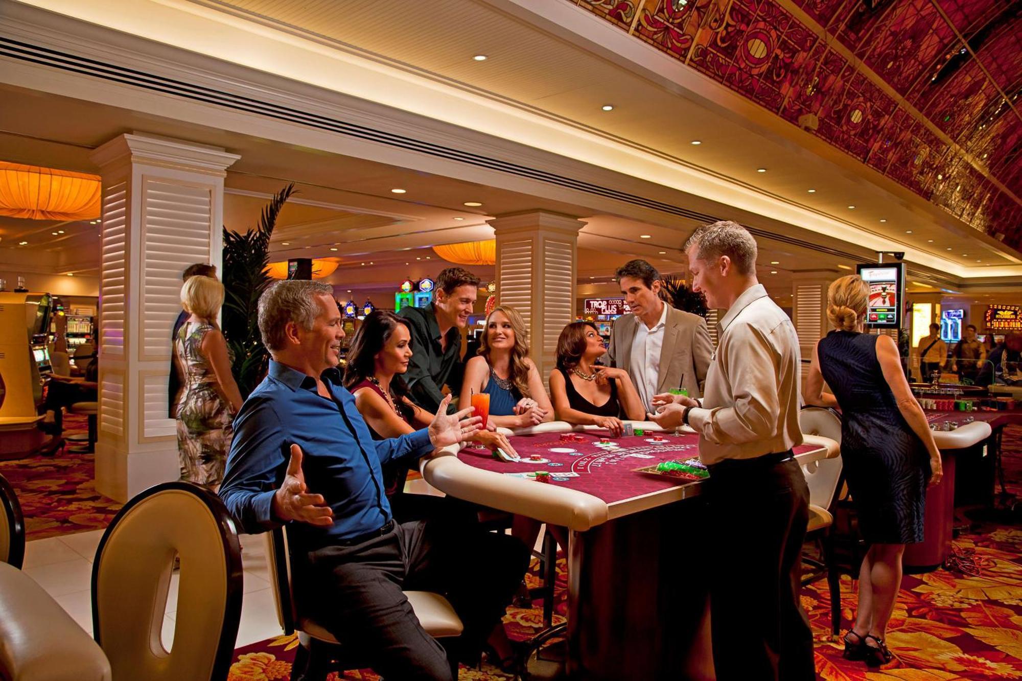 Resort Tropicana A Doubletree By Hilton & Casino - Free Parking