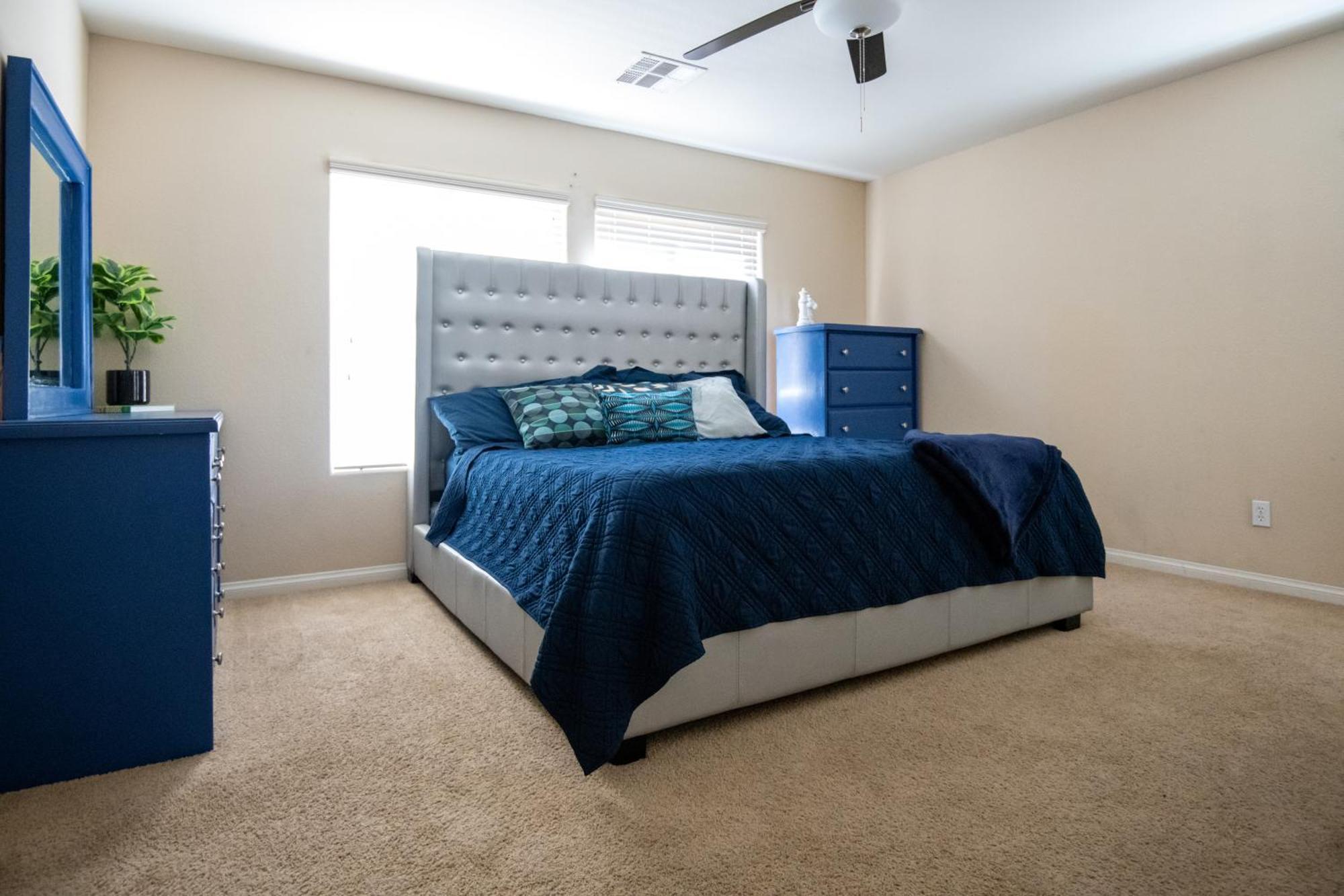 Ferienhaus Large 3br King Moments Away From Strip *
