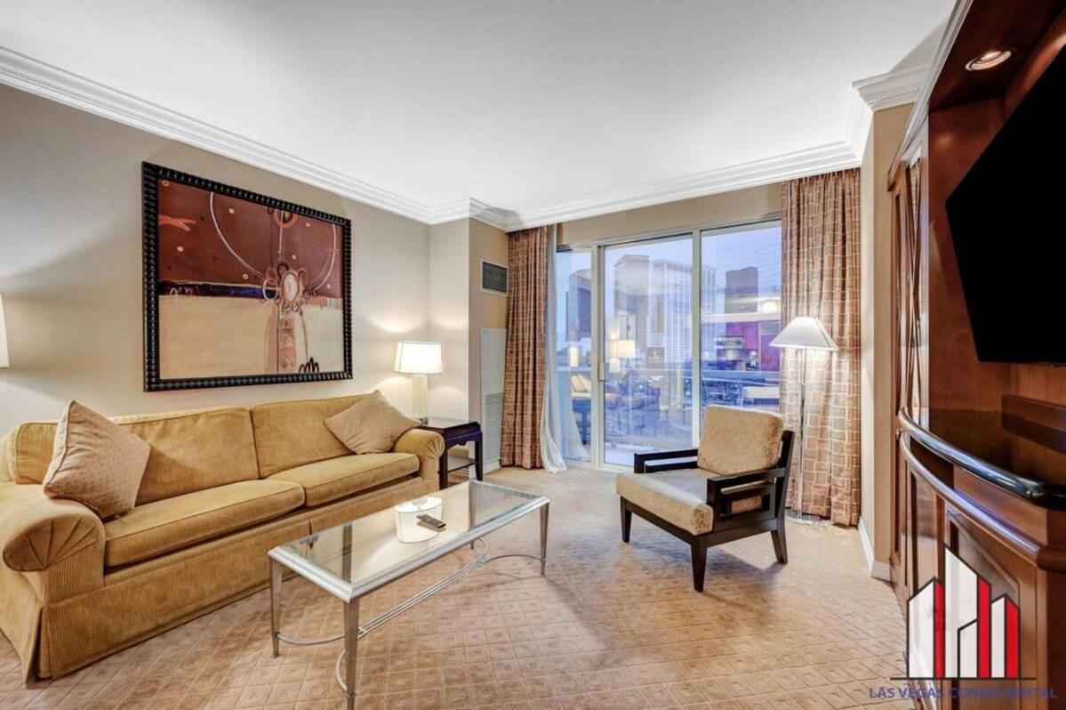 Mgm Signature-08-801 1br2ba F1 Strip View Balcony Ferienhaus *