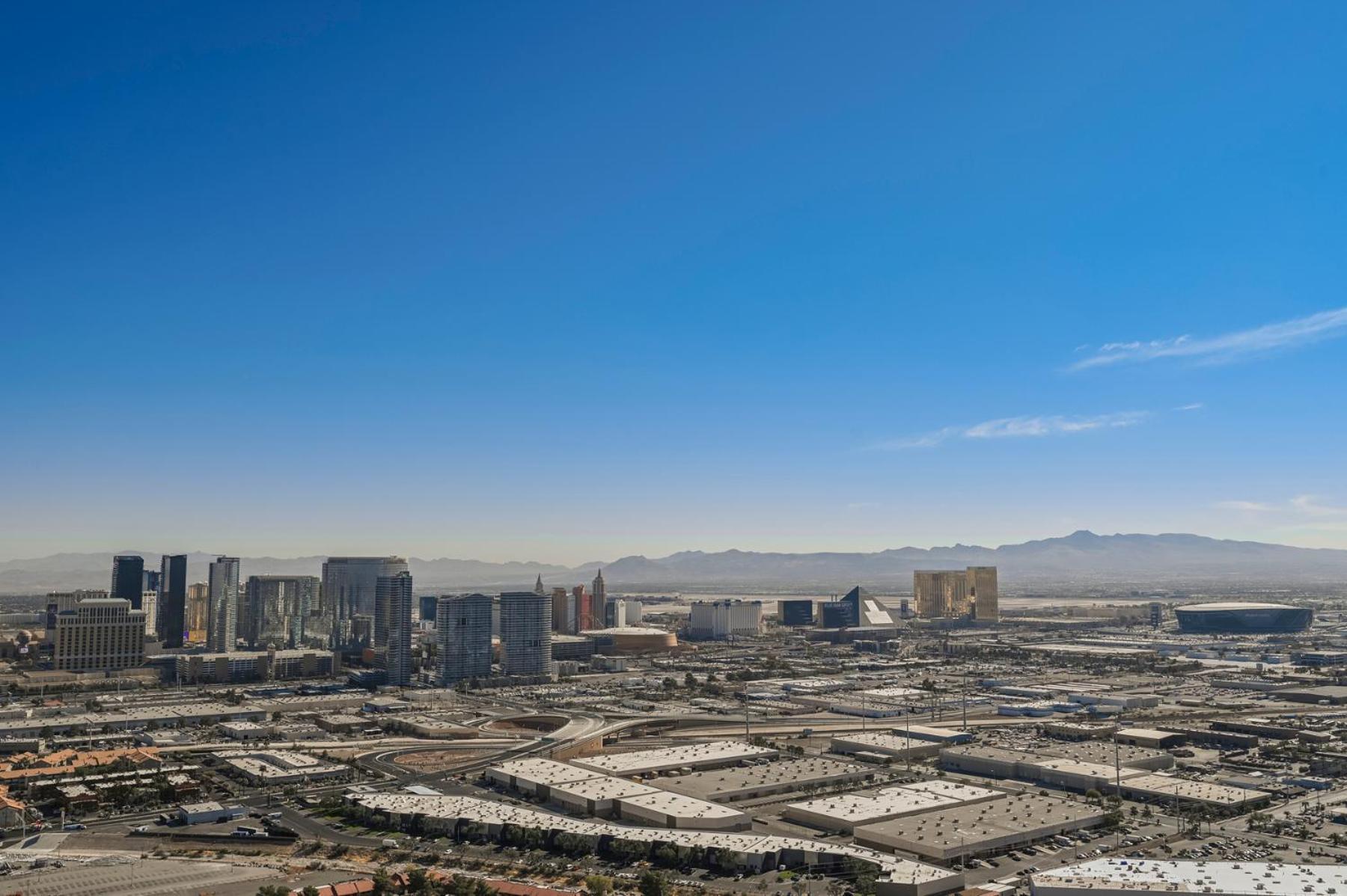 Stripviewsuites Ultimate Luxury Penthouses Full Strip View & Balcony *