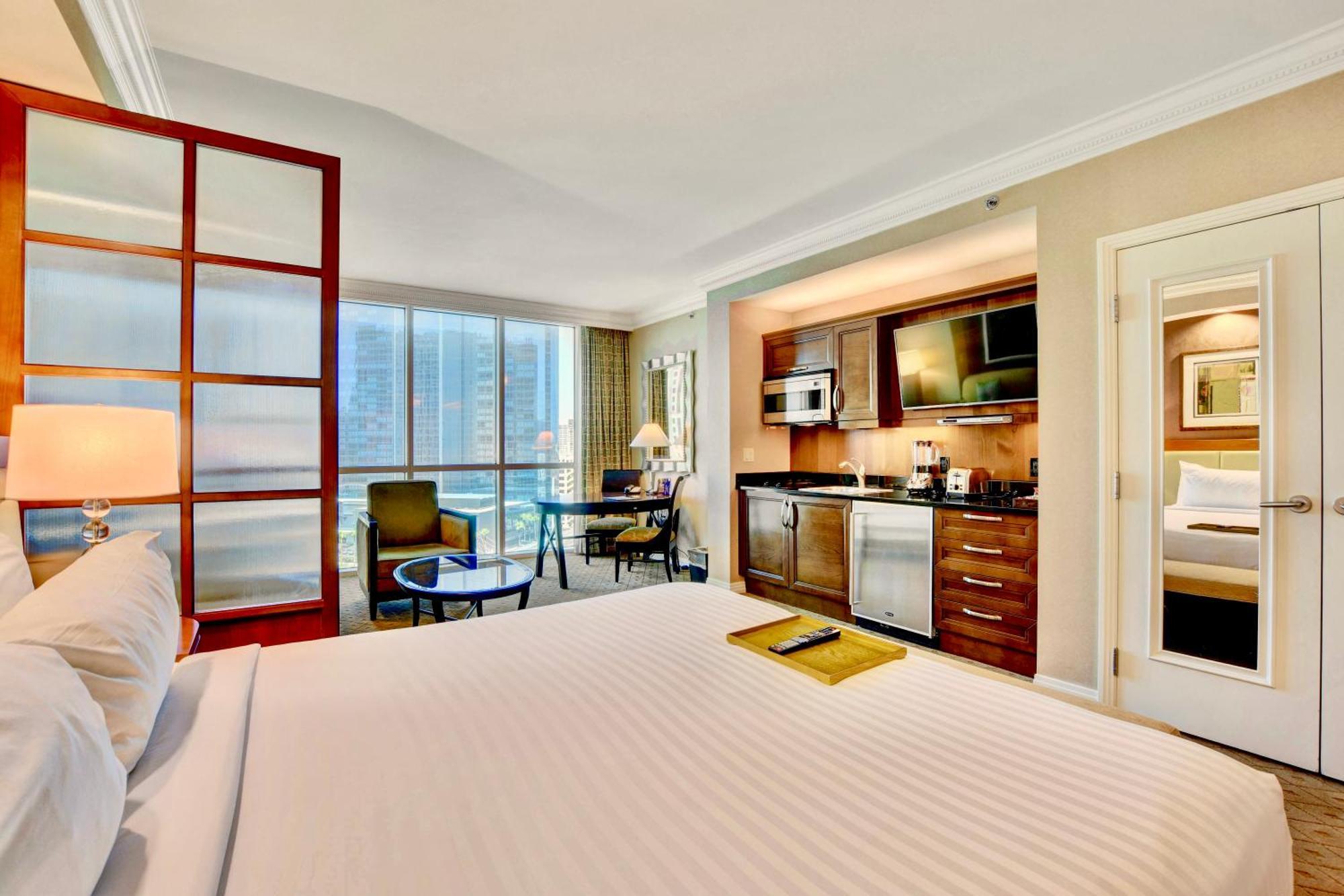 Strip View - No Fee ! * Las Vegas