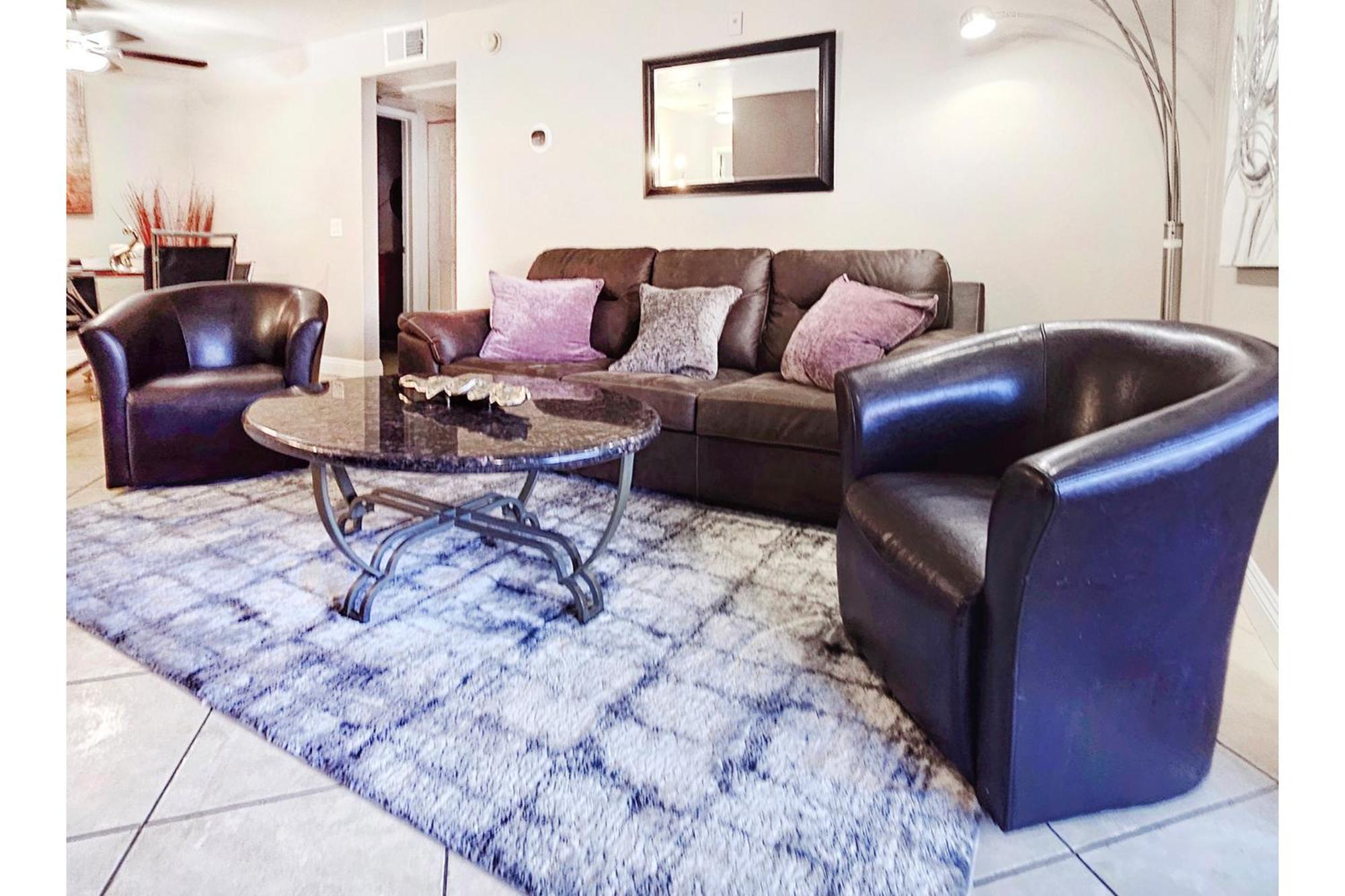 Upgraded & Stylish, Pool, Hot Tub, Walk To Strip! Apartment Las Vegas
