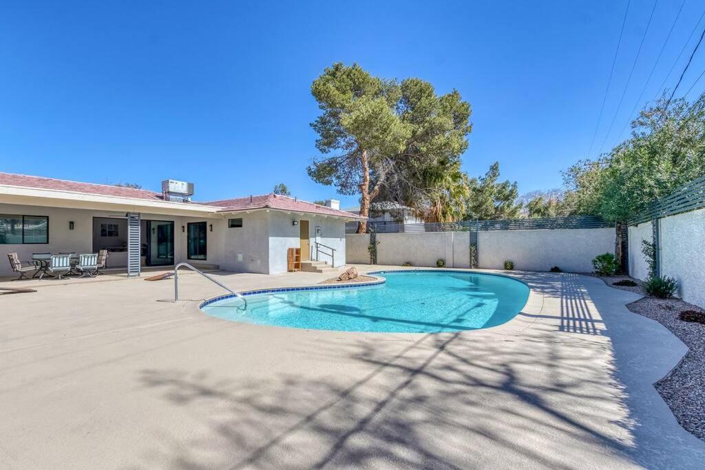 Prime Location! Hidden Oasis 4 Bedroom 10 Min To Strip Casa vacanze Las Vegas