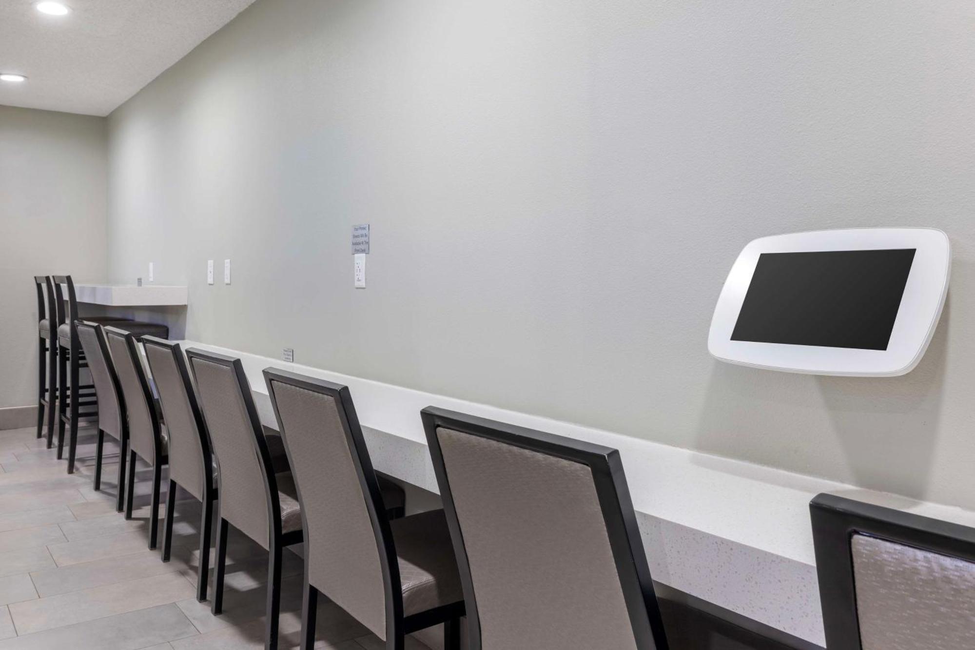 Best Western Mccarran Hotel