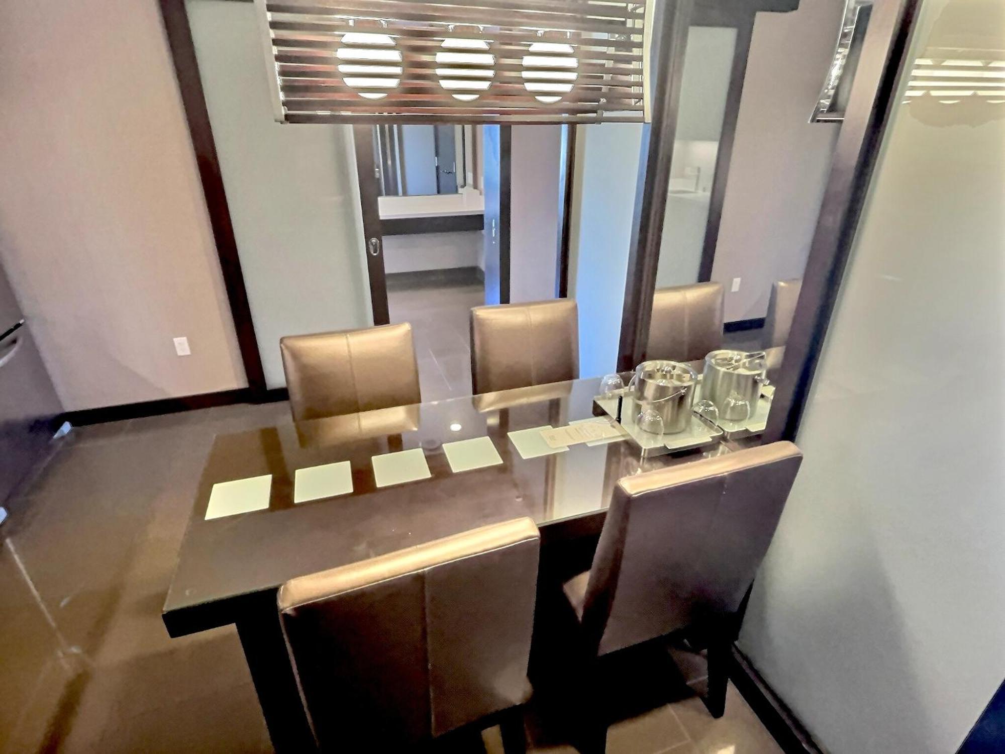 Jet Luxury At The Vdara Aparthotel 4*